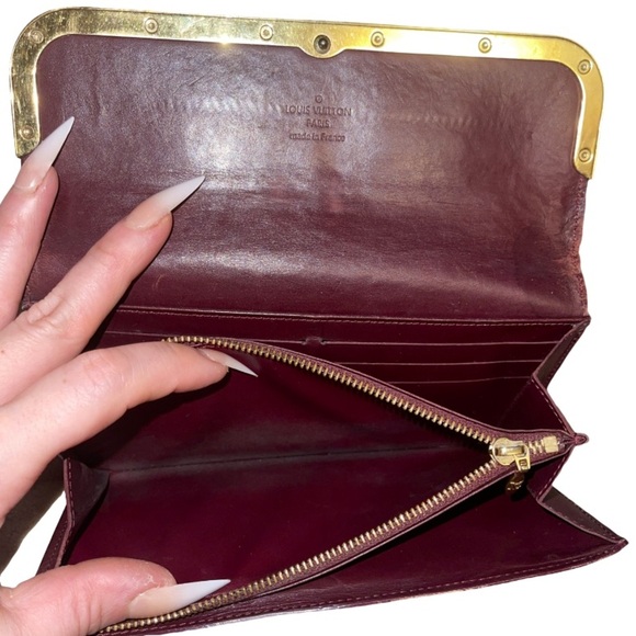 Louis Vuitton Sarah Wallet Rossmore Rouge Fauviste Vernis Portefeuille Gold Trim - Picture 6 of 16